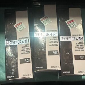 Maybelline Instant Age Rewind Perfector 4-in-1 Whipped Matte Makeup - Deep Foncé